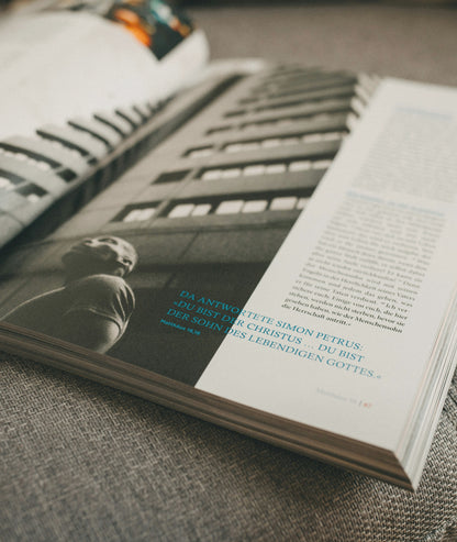 ALEGRÍA Magazine Design & Production Package