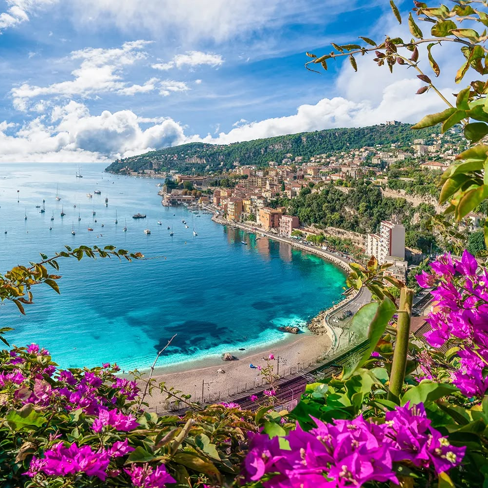 The Radiant Creative Woman - A Paris & Côte d’Azur Writing Retreat